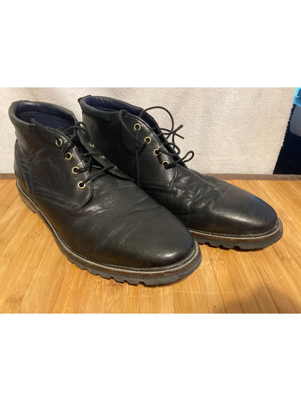 Cole Haan Mens Chukka Size 11.5 Black Boots Contrast Welt Stitching leather